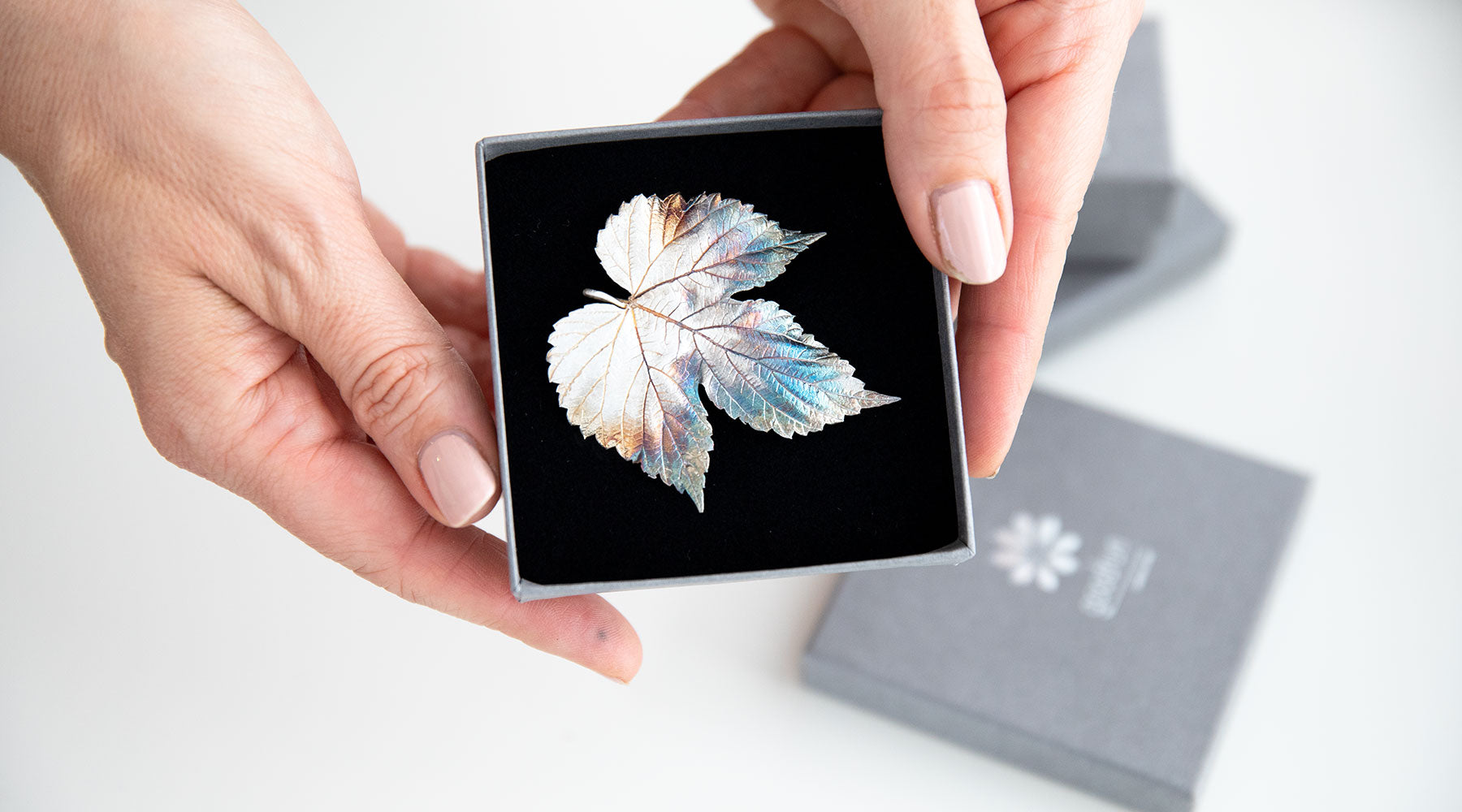 Schmuck Anhänger von echten Hopfenblättern