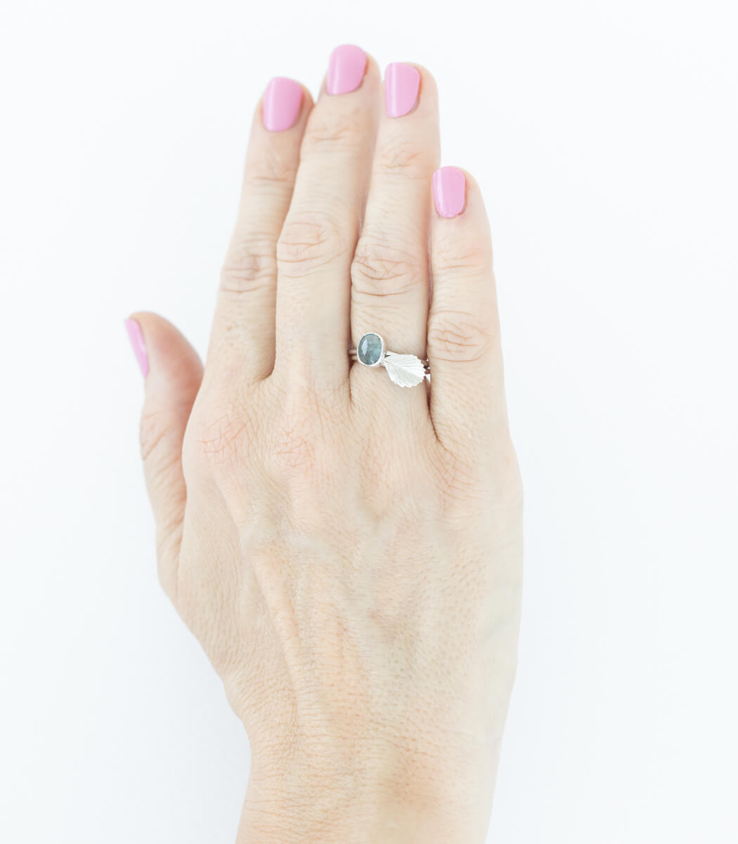 Erdbeerblatt Ring Silber Gr. 51