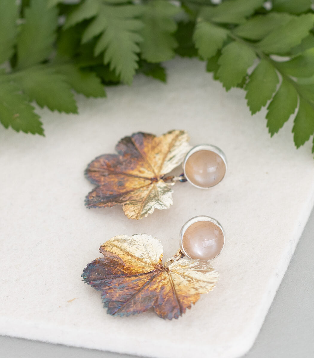 Frauenmantel Ohrhänger Mondstein Silber