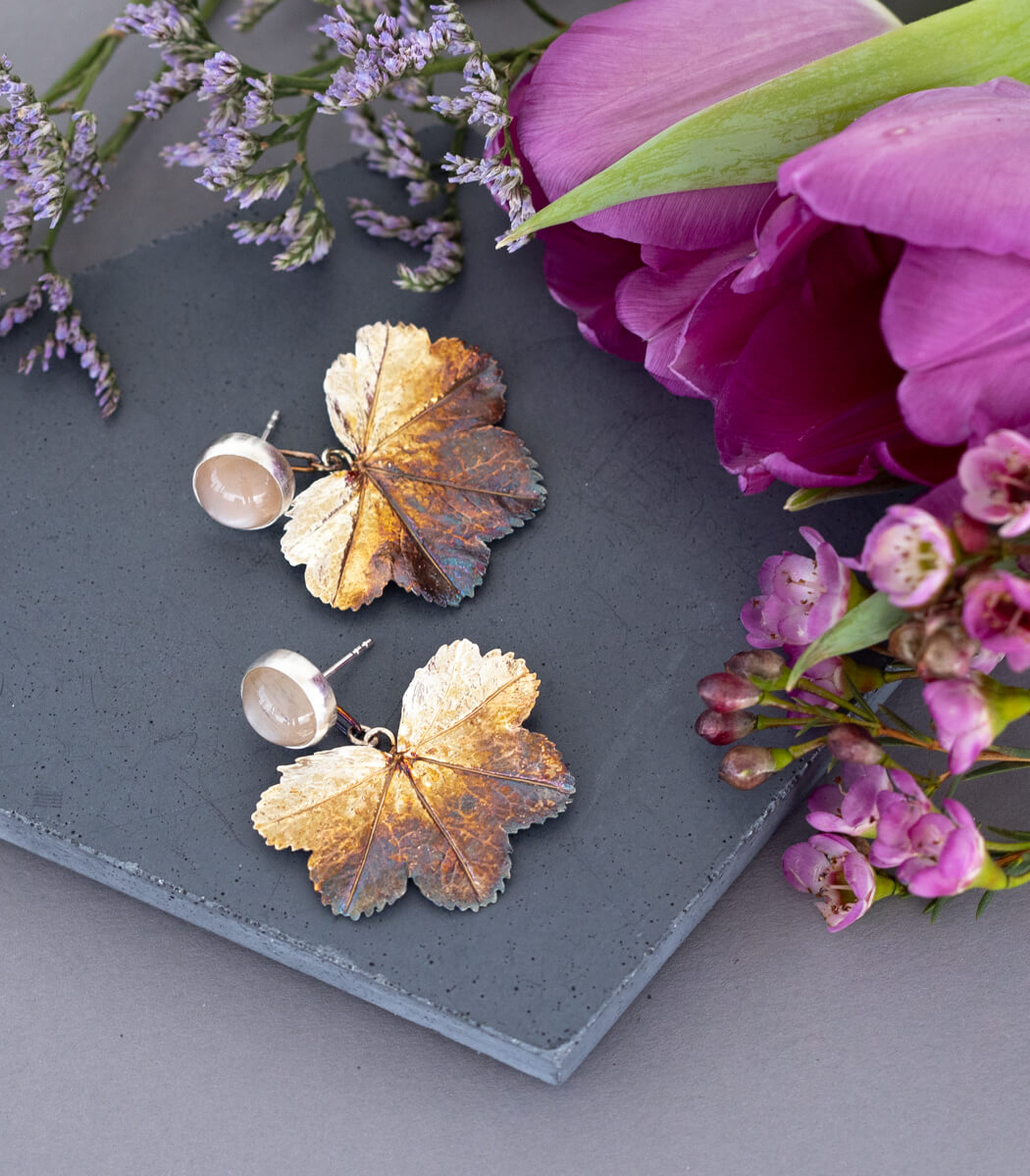 Frauenmantel Ohrhänger Mondstein Silber