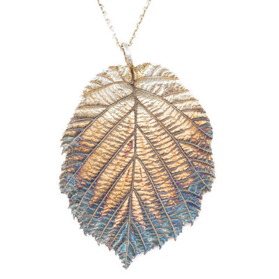 Hazelnut Pendant Silver