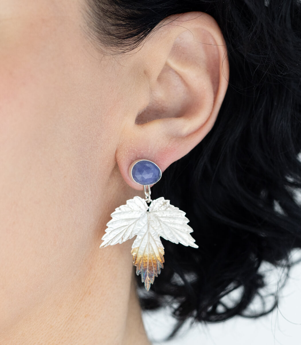 Hopfenblatt Ohrhänger Tansanit Silber