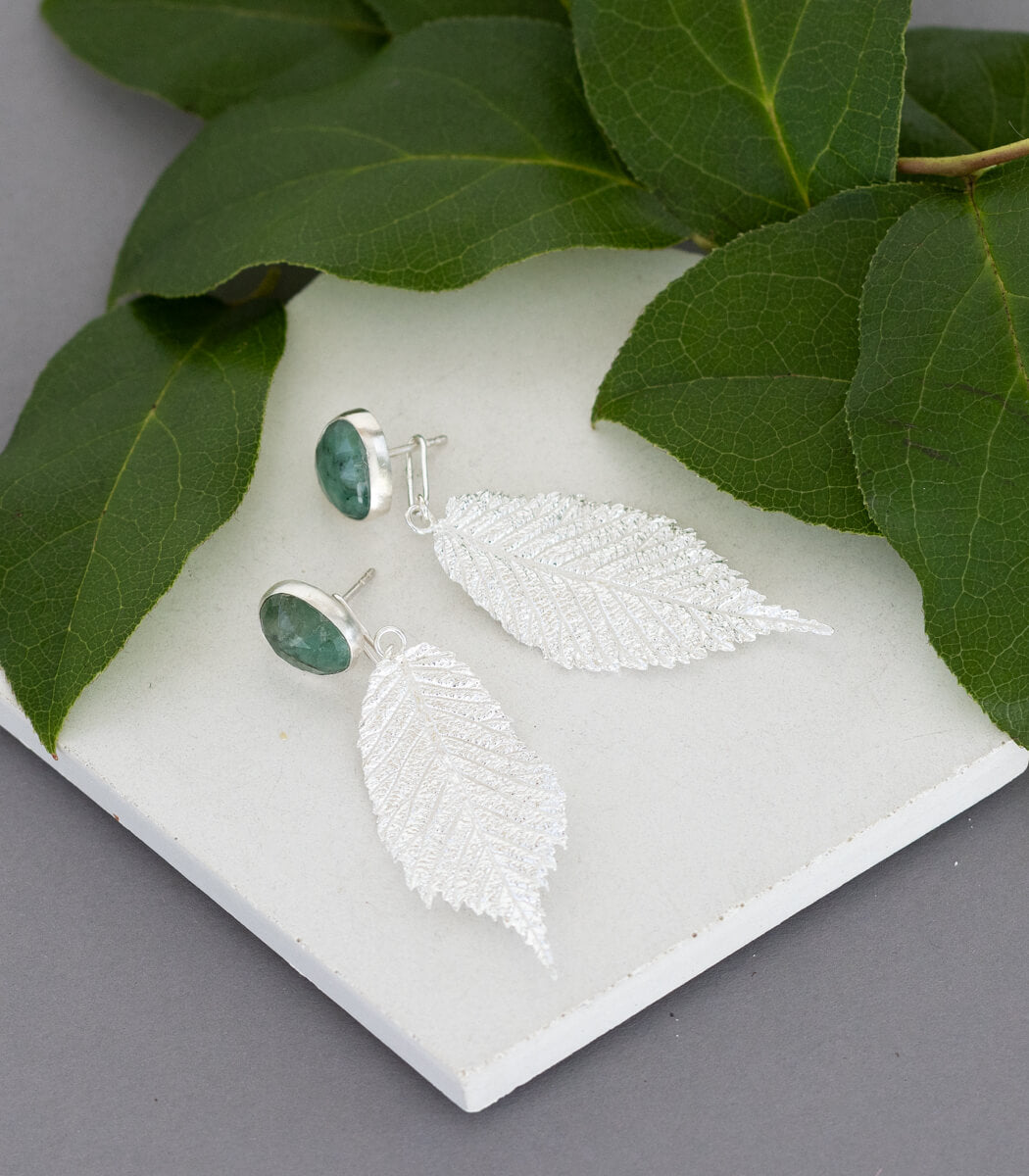 Ulmenblatt Ohrhänger Smaragd Silber