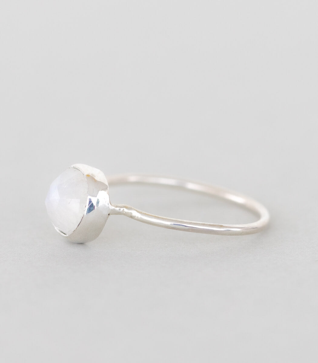 Mondstein Ring Silber Gr. 55