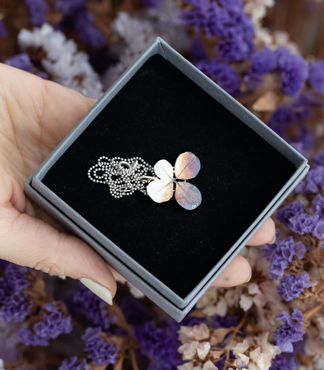 Four-leaf clover pendant silver