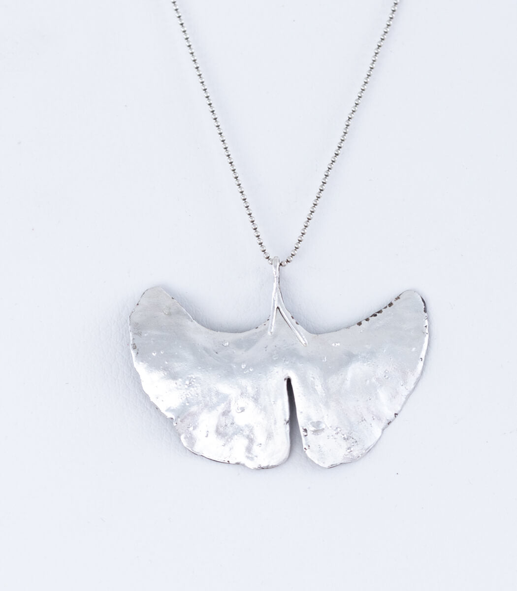 Ginkgo Anhänger Silber mit Perle