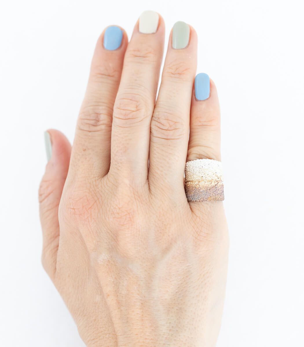 Silber Ring Salbei Gr. 53 weiteres Unikat – Draufsicht Ringkopf, Naturschmuck goodrun