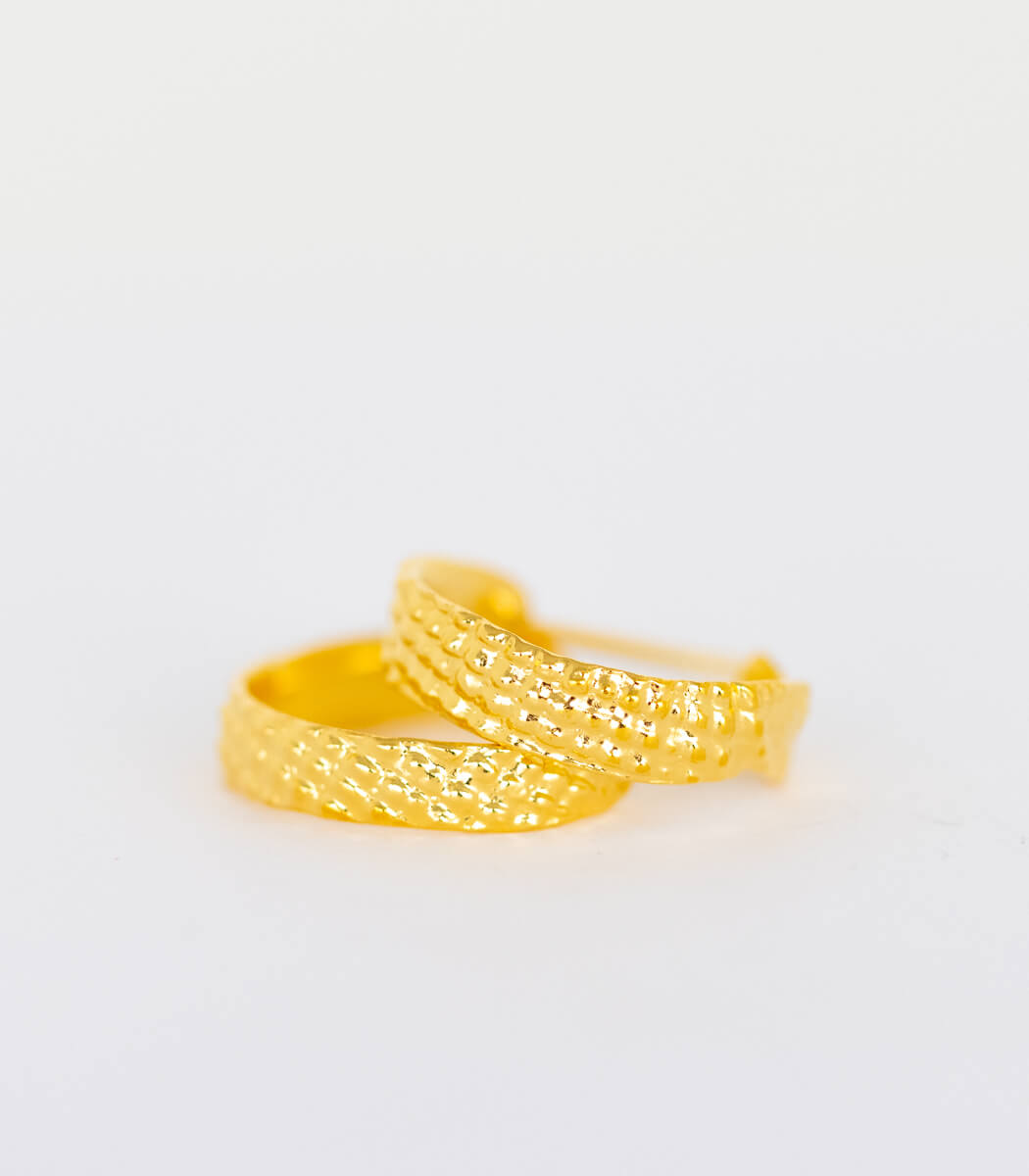 Gold Creolen Muschel