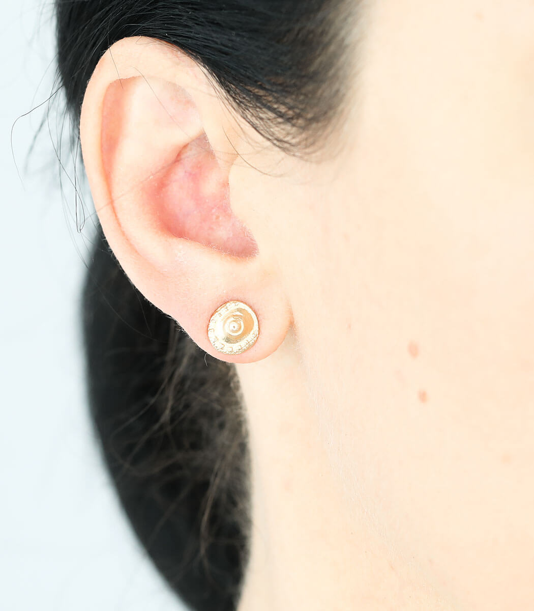Bronze Ohrstecker Seeigel