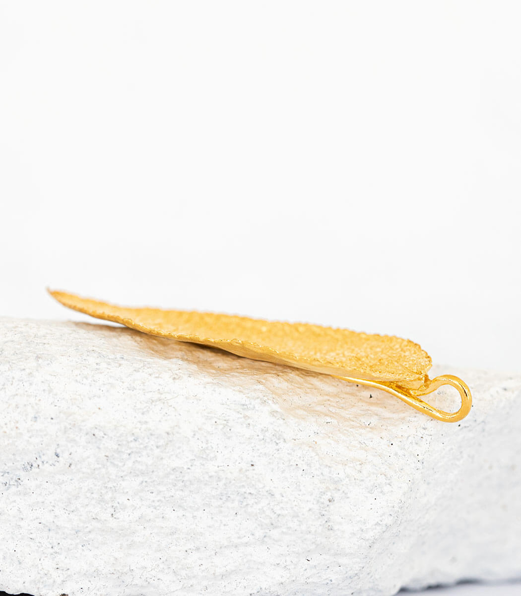 Gold Anhänger Salbeiblatt
