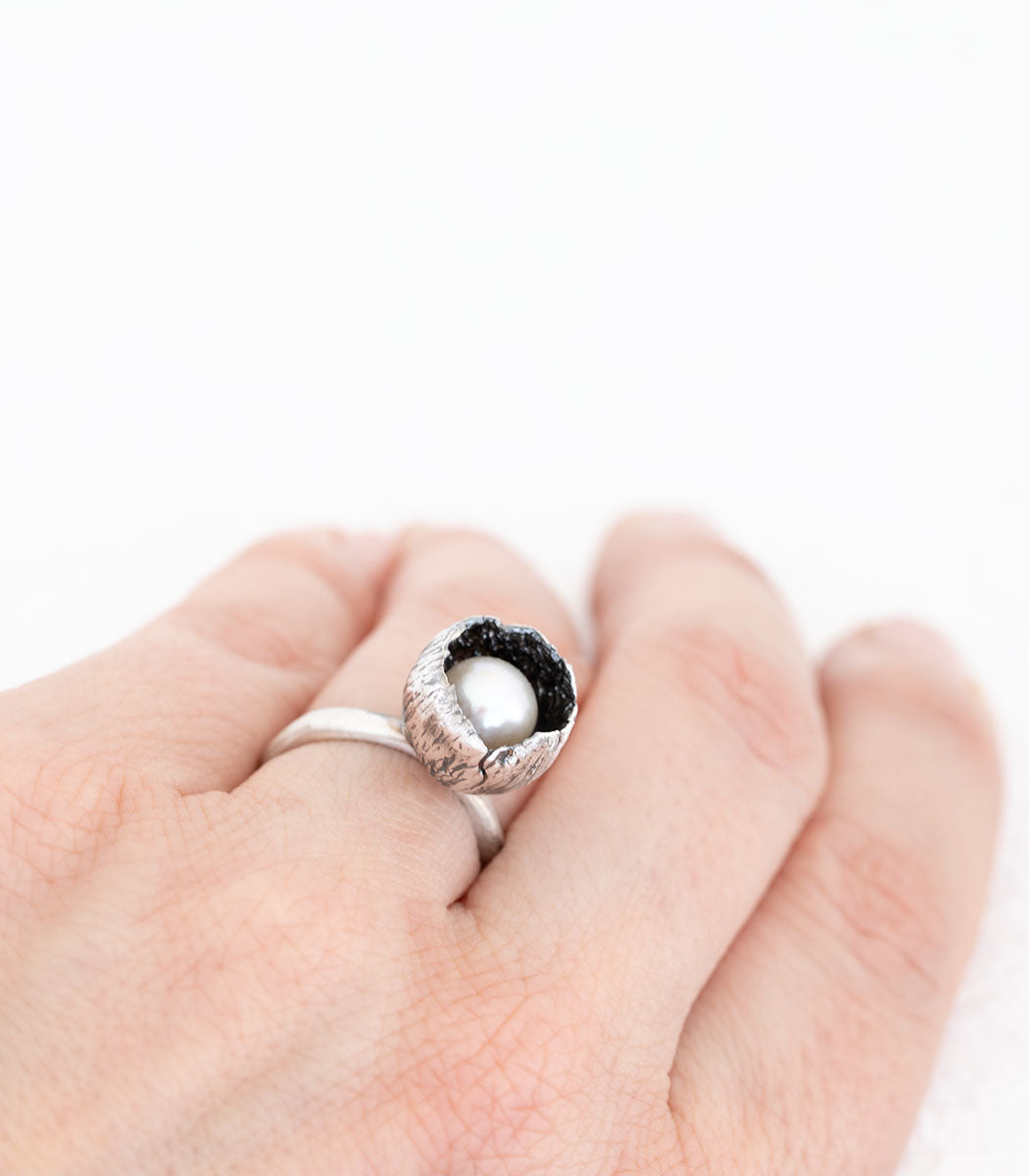 Silber Ring Blüte Perle Gr. 52