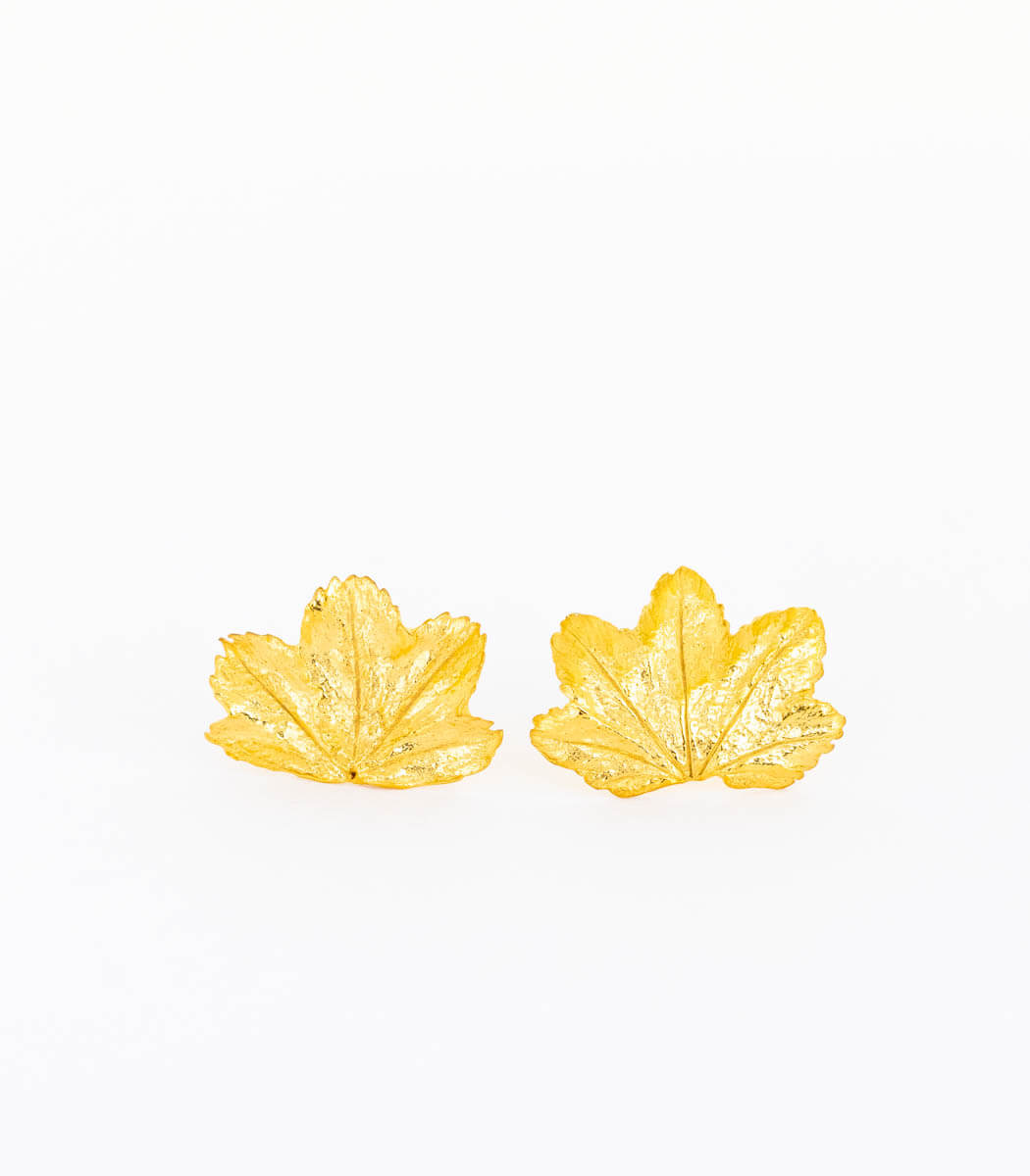 Gold Ohrstecker Frauenmantel