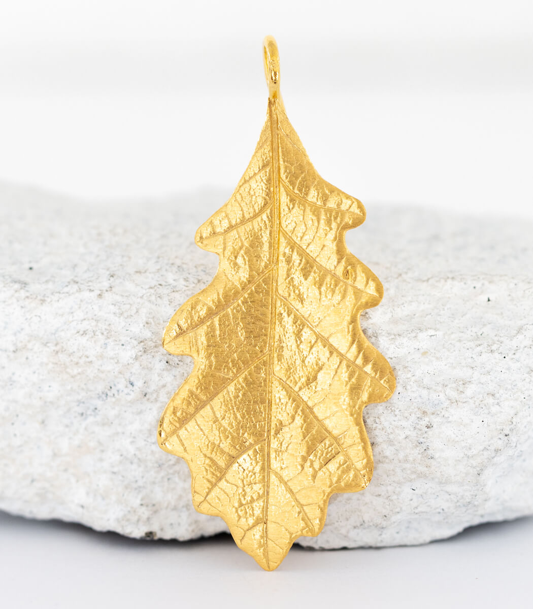 Eichenblatt Anhänger Gold