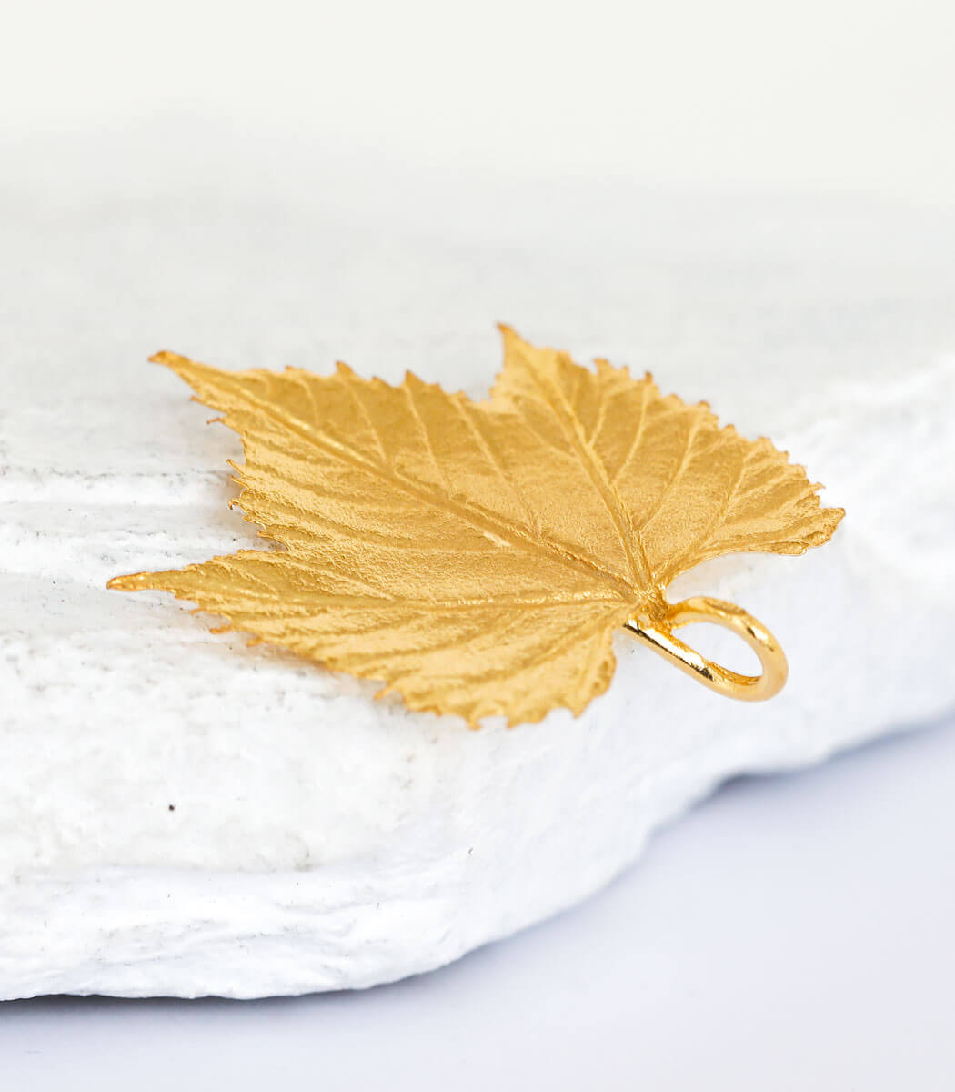 Gold Anhänger Weinblatt