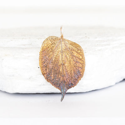 Linden leaf pendant silver