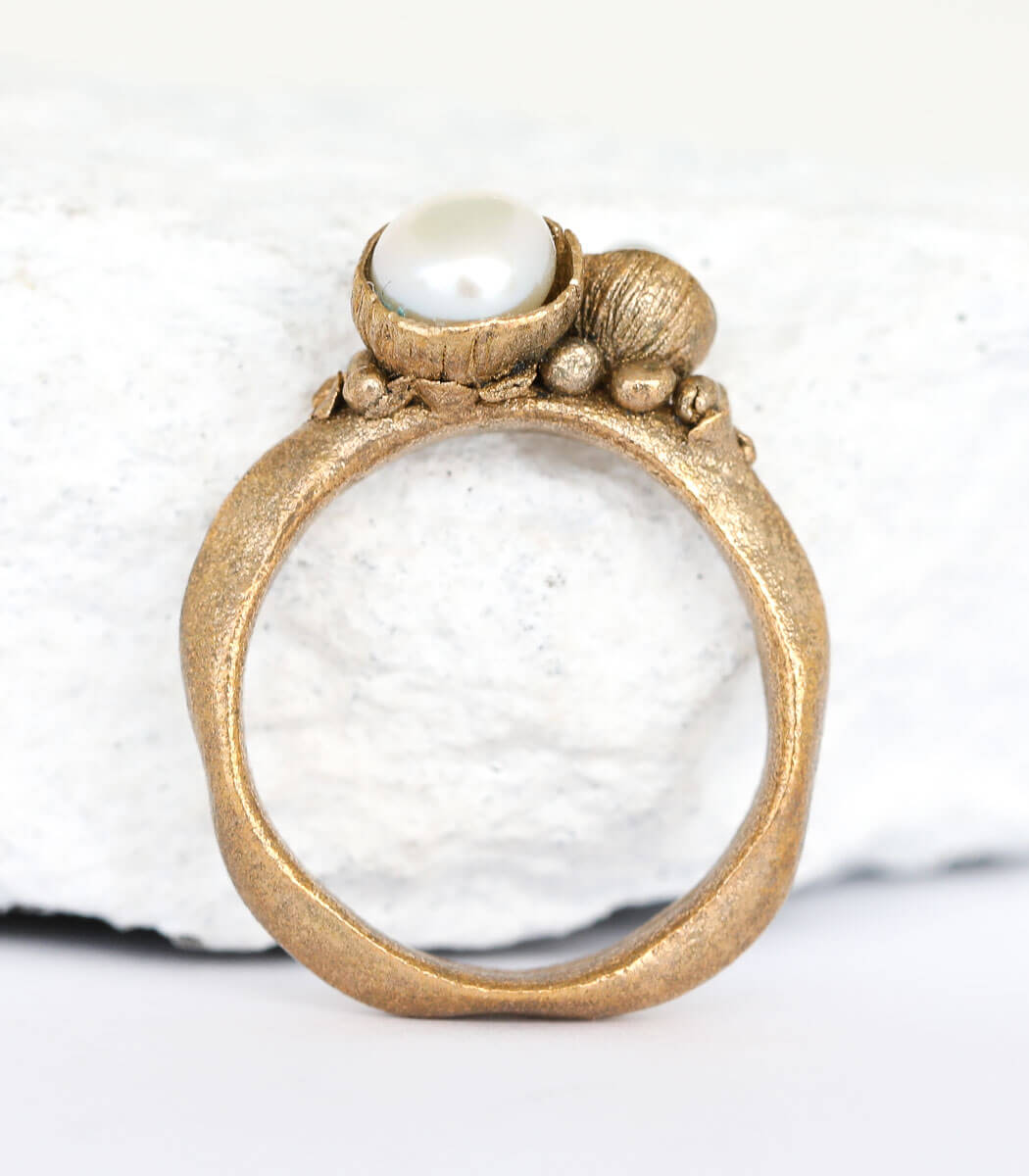 Bronze Ring Blütenkelch Gr. 53