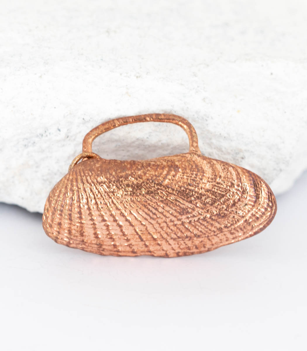 Bronze Anhänger Muschel