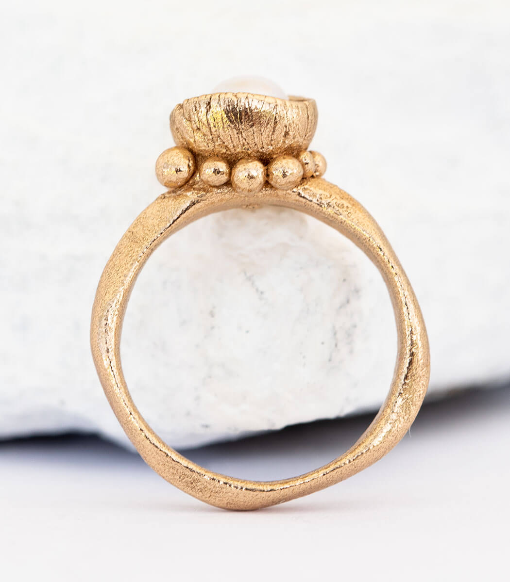 Bronze Ring Blütenkelch Gr. 49