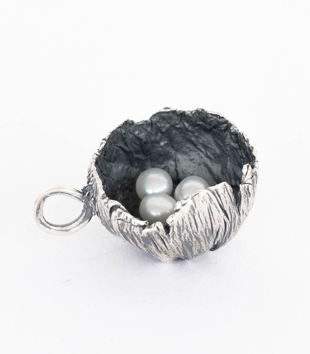 Silber Anhänger Blüte mit Perlen