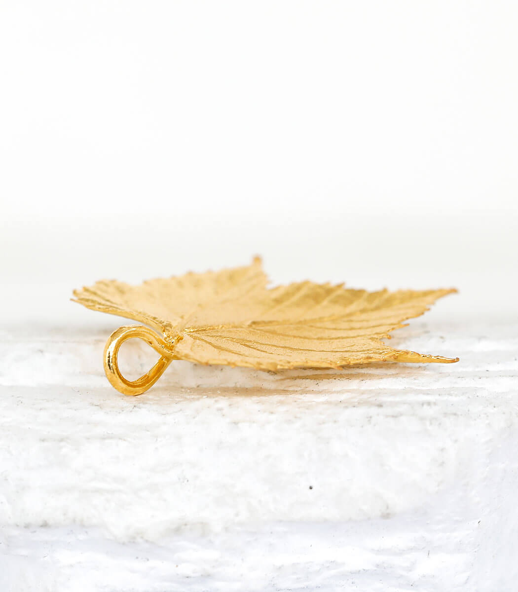 Gold Anhänger Weinblatt