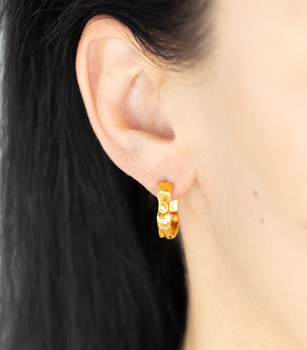 Gold Creolen Seeigel