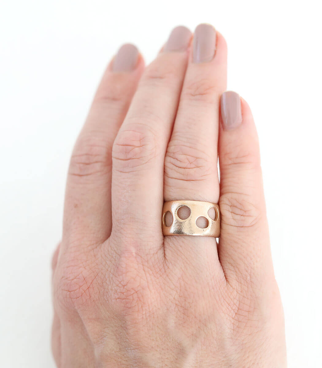 Bronze Ring Lochgestein Gr. 54