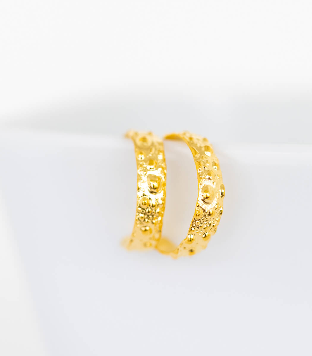 Gold Creolen Seeigel
