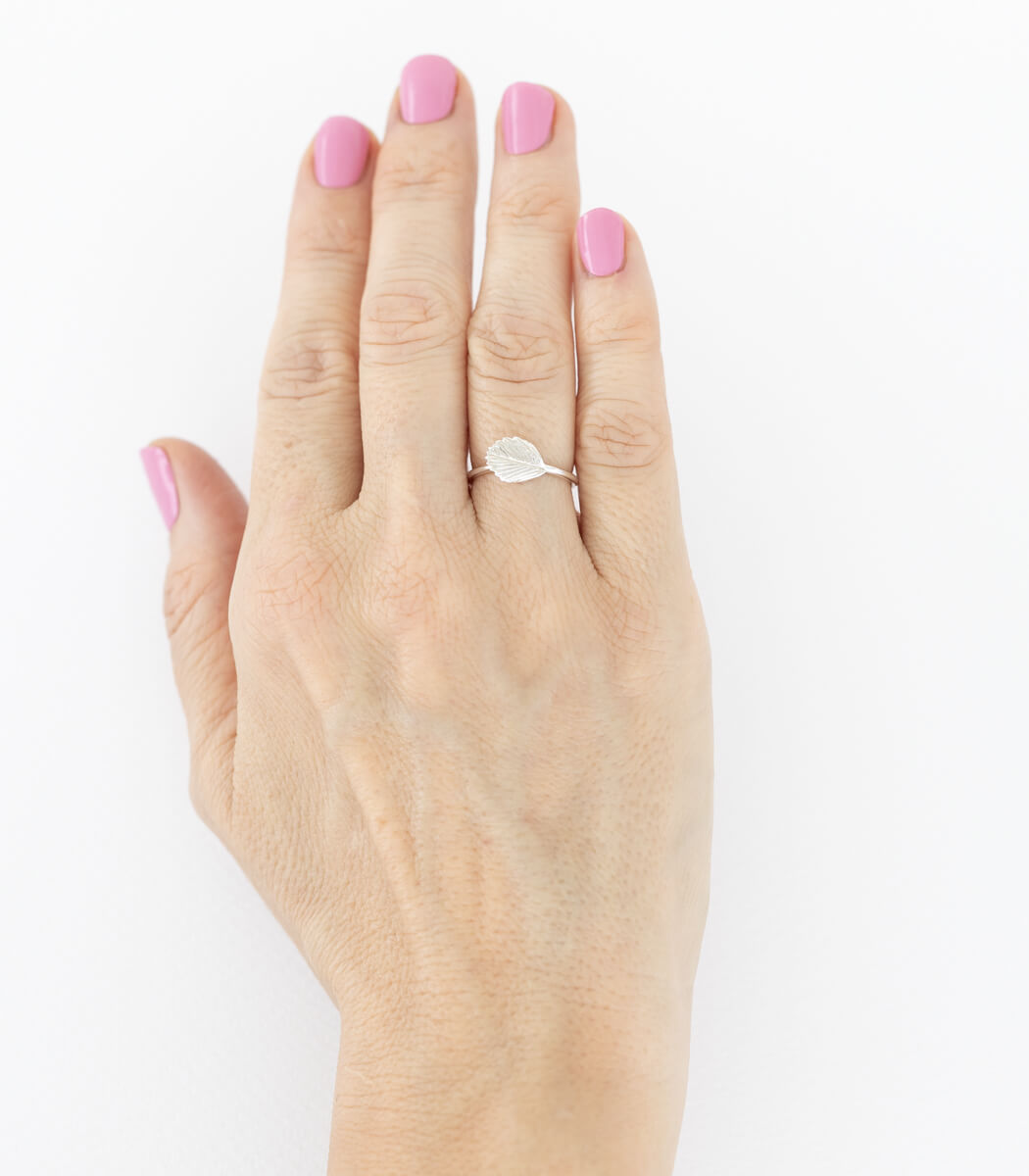 Erdbeerblatt Ring Silber Gr. 51