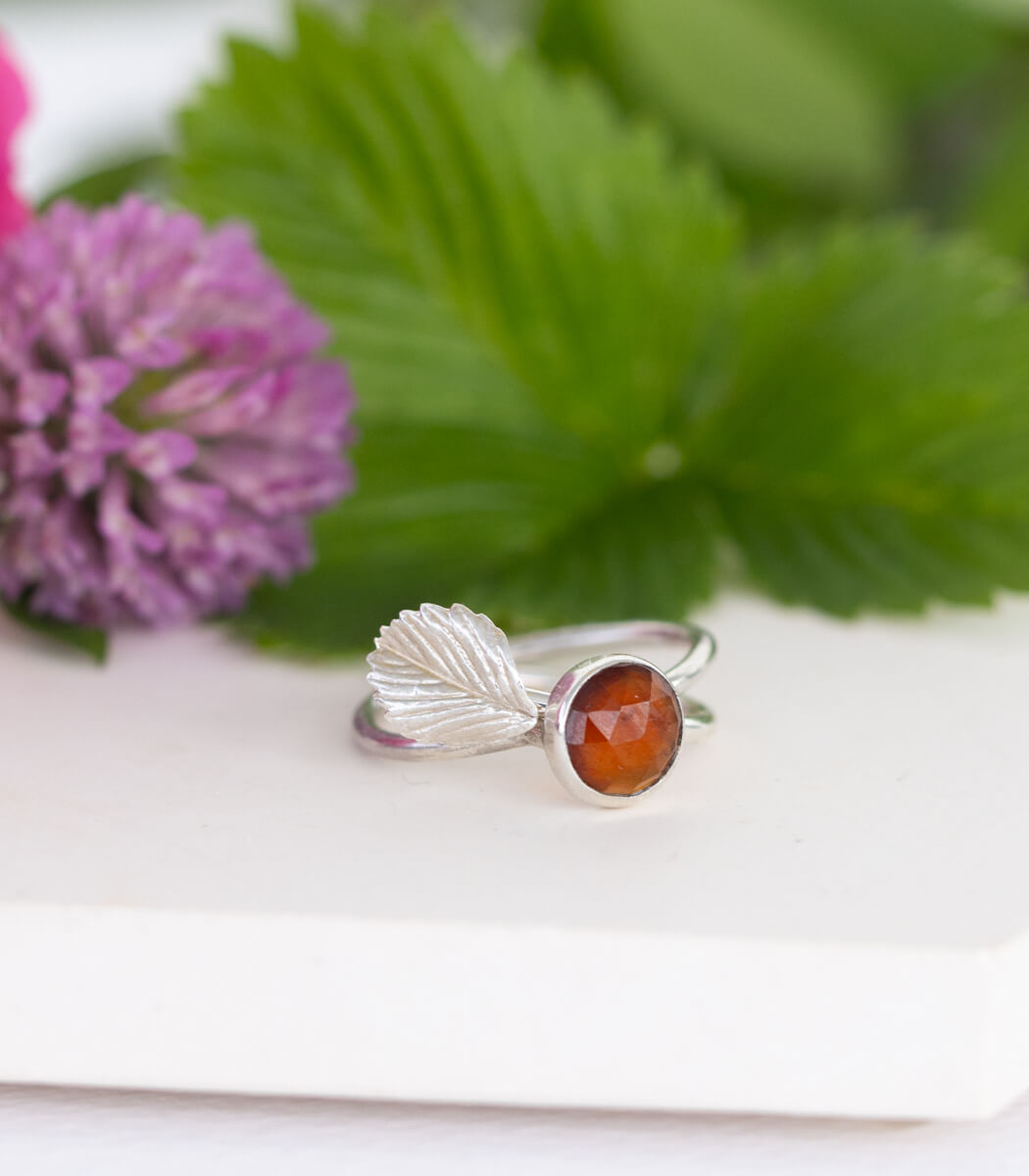 Erdbeerblatt Ring Silber Gr. 51