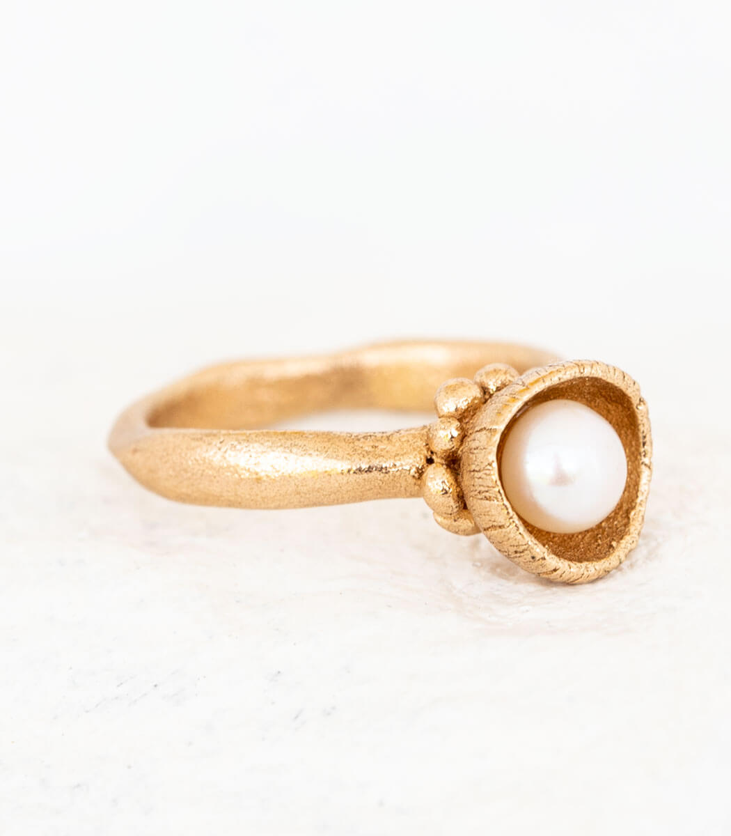 Bronze Ring Blütenkelch Gr. 49