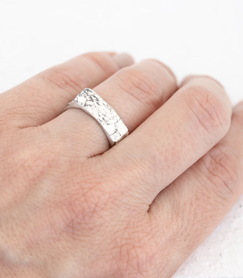 Silber Ring Steinstruktur schmal Gr. 57
