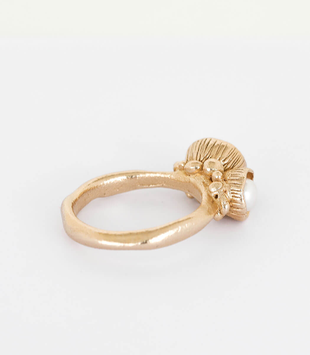 Bronze Ring Blütenkelch Gr. 56