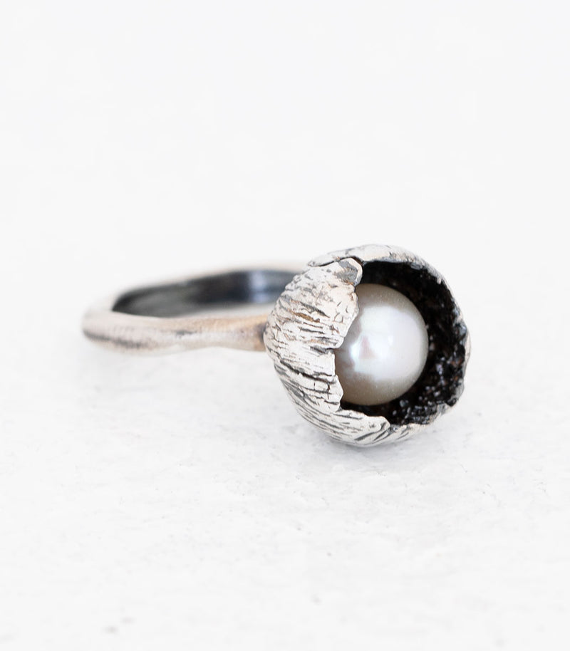 Silber Ring Blüte Perle Gr. 52