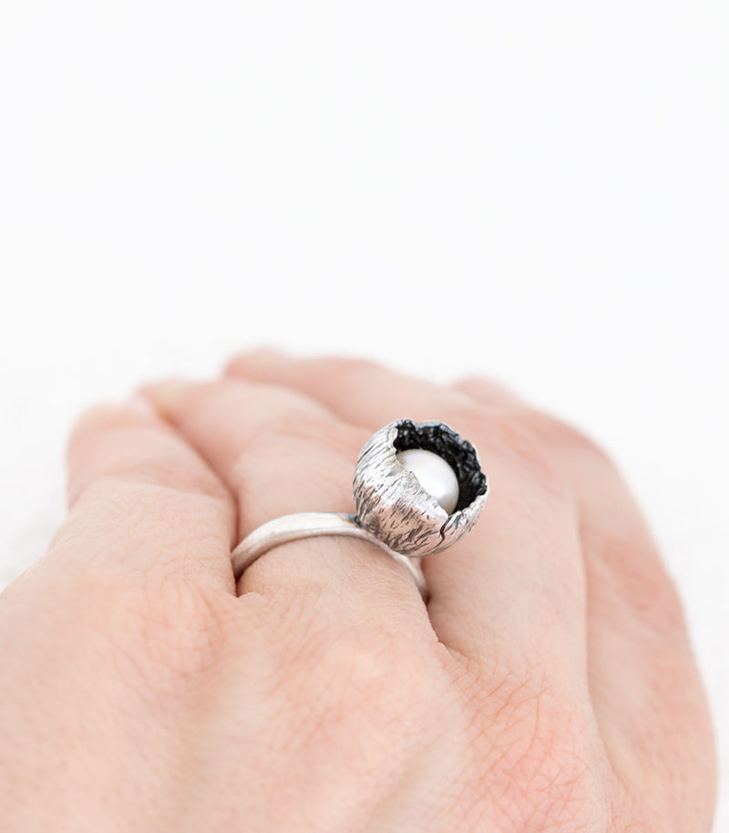 Silber Ring Blüte Perle Gr. 52