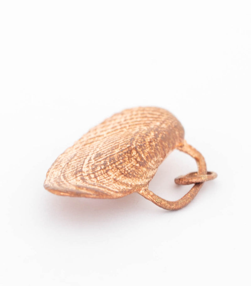 Bronze Anhänger Muschel