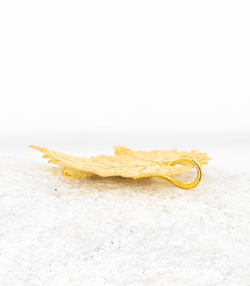 Gold Anhänger Weinblatt