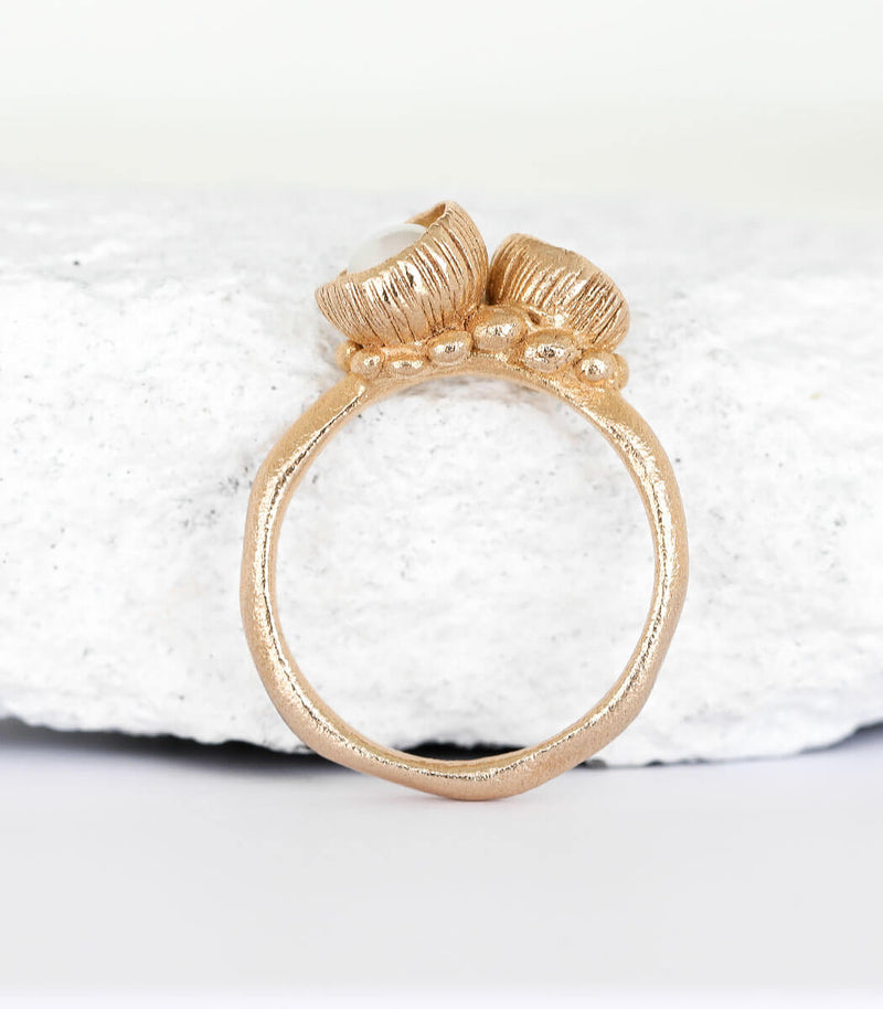 Bronze Ring Blütenkelch Gr. 58